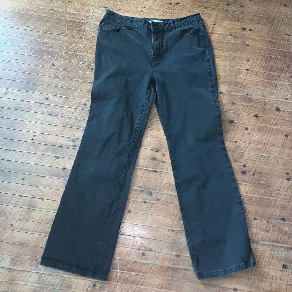 Chico’s washed black 2/12 straight leg normcore jeans